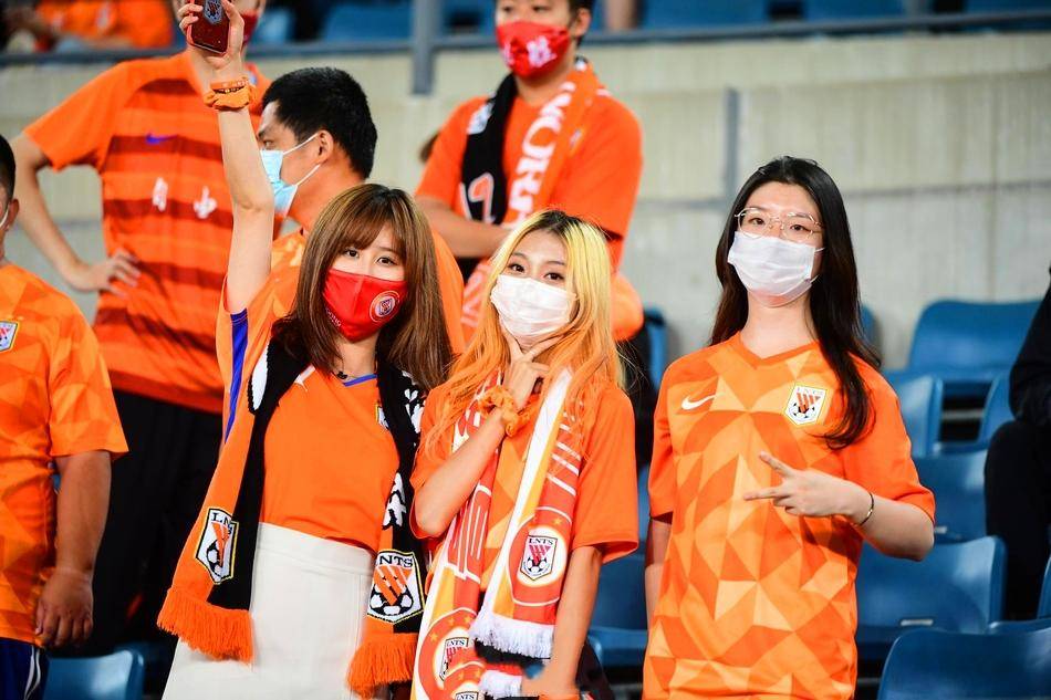 转会期拉齐奥调整名单以备欧篮联，复出首秀环节打磨，质疑声仍在，医务组通报恢复的简单介绍